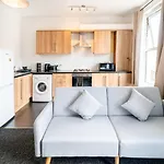 Cozy Urban | Retreat Modern 1br | Free Parking *