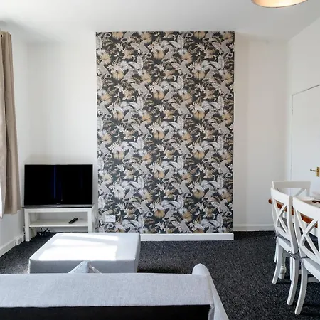 Cozy Urban | Retreat Modern 1br | Free Parking Bristol