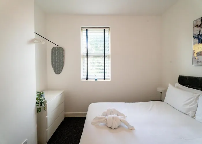 Cozy Urban | Retreat Modern 1br | Free Parking * Bristol