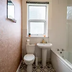 公寓 Cozy Urban | Retreat Modern 1br | Free Parking *