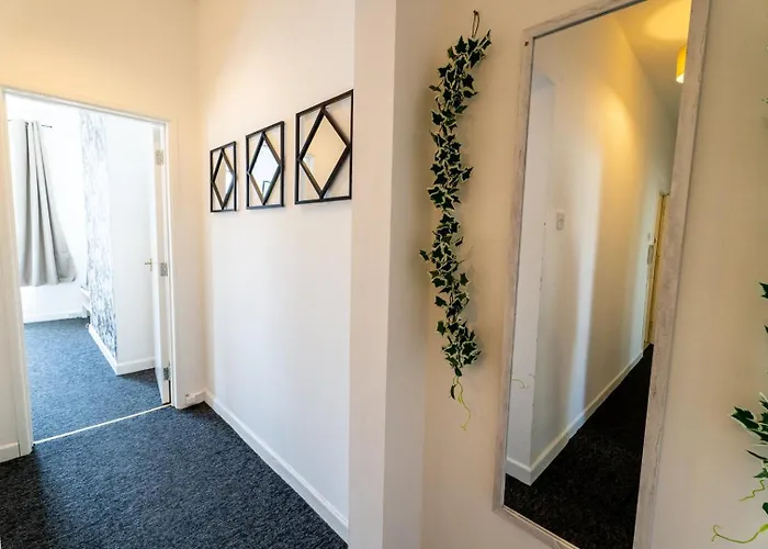 Cozy Urban | Retreat Modern 1br | Free Parking Bristol